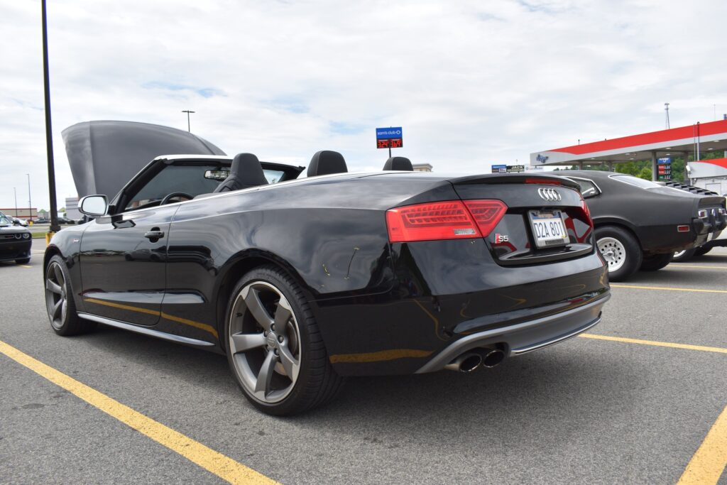 audi s5 at cars and coffee bridgeport